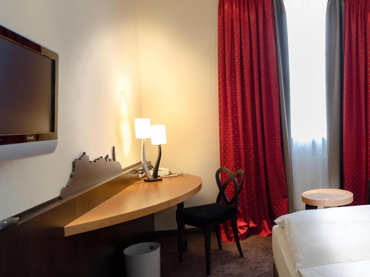 Hotel Post Burghausen Ngoại thất bức ảnh